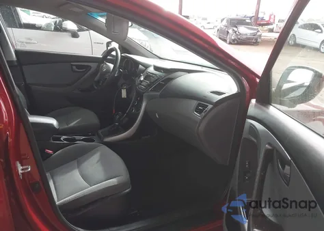 2014 Hyundai Elantra Se z USA, uszkodzony, nr VIN 5NPDH4AE0EH455243